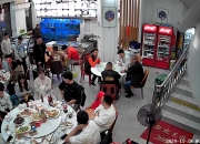 球迷霸气结账！大排档老板娘晒视频：欢迎韦世豪帅哥来我们店吃饭