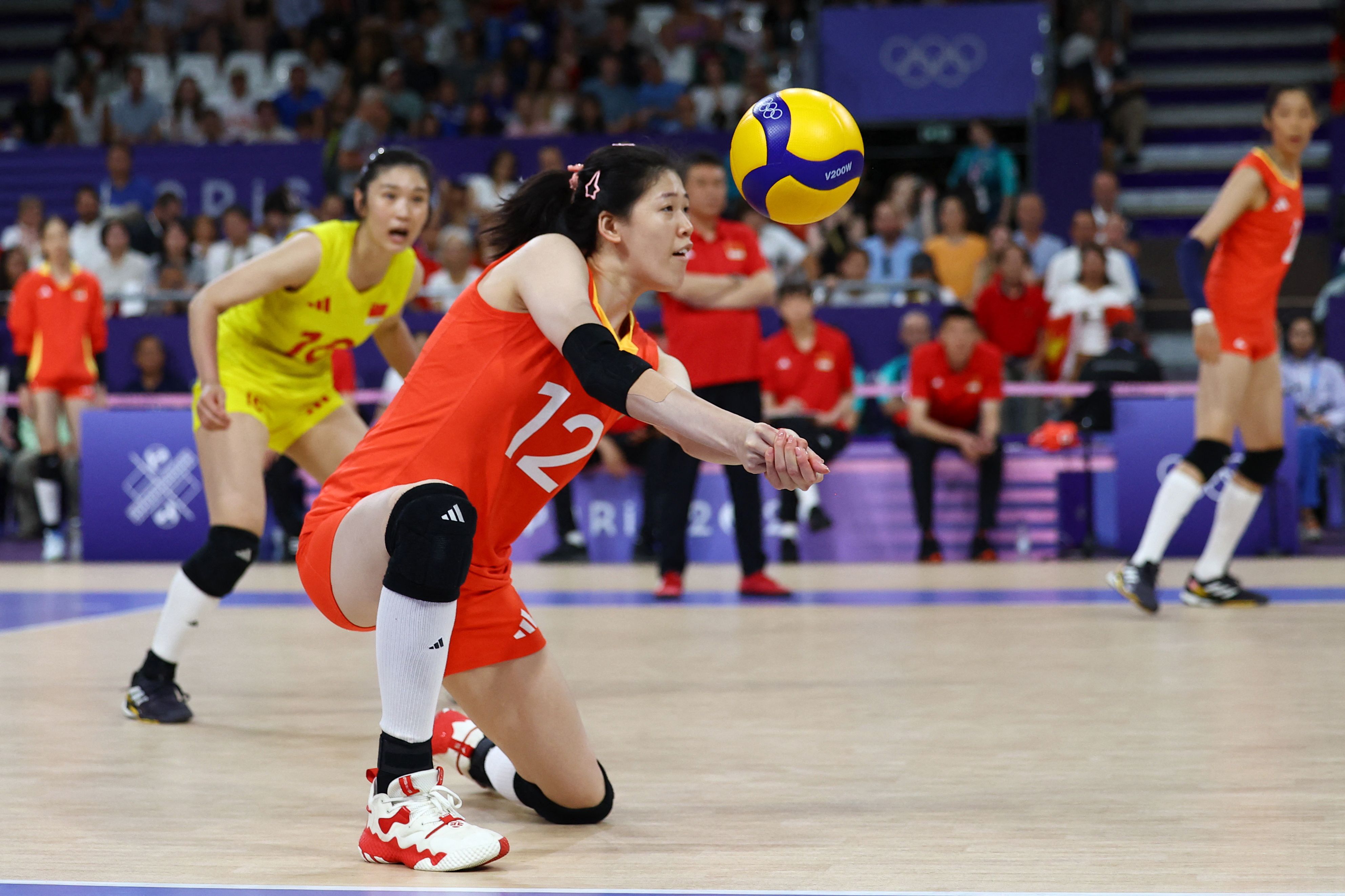 ⚡奥运女排四分之一决赛：中国女排25-23先下一城 总比分1-0领先土耳其